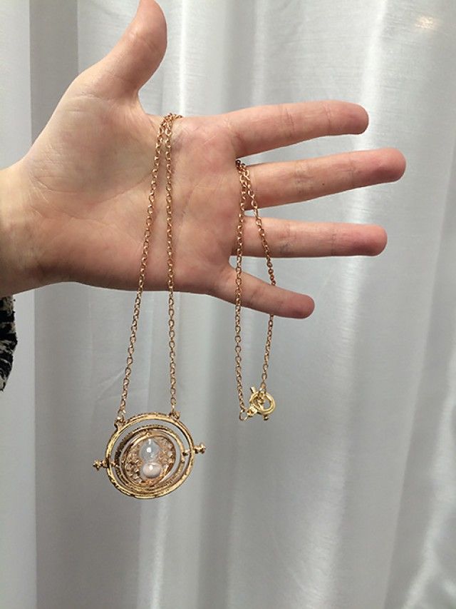 [31 OFF] Retro Alloy Sand Clock Pendant Necklace Rosegal