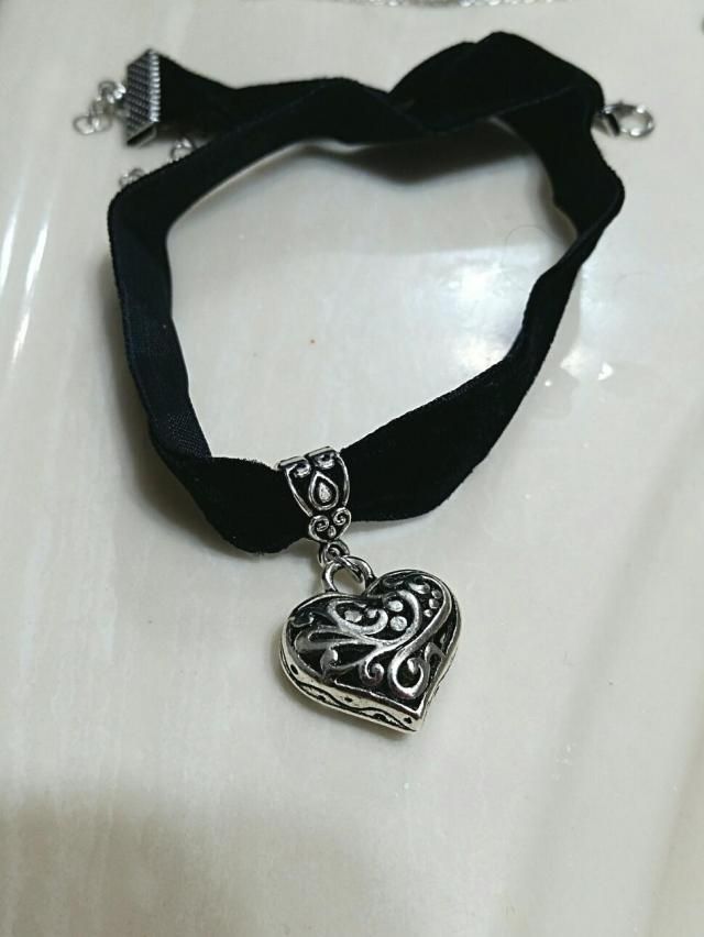 [14 OFF] Vintage Heart Black Cloth Choker Necklace Rosegal